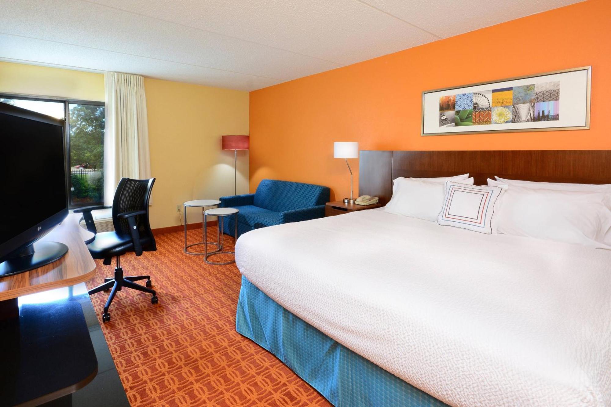 Fairfield Inn And Suites By Marriott Winston Salem/Hanes Exterior photo