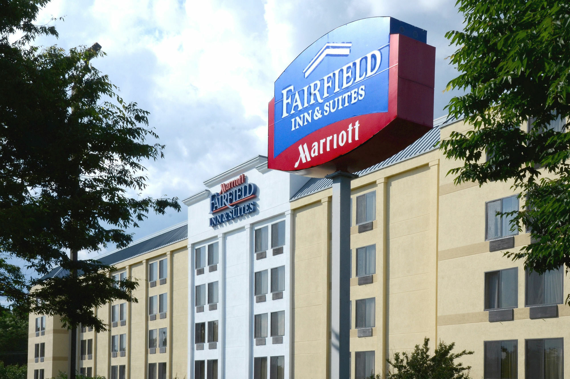 Fairfield Inn And Suites By Marriott Winston Salem/Hanes Exterior photo